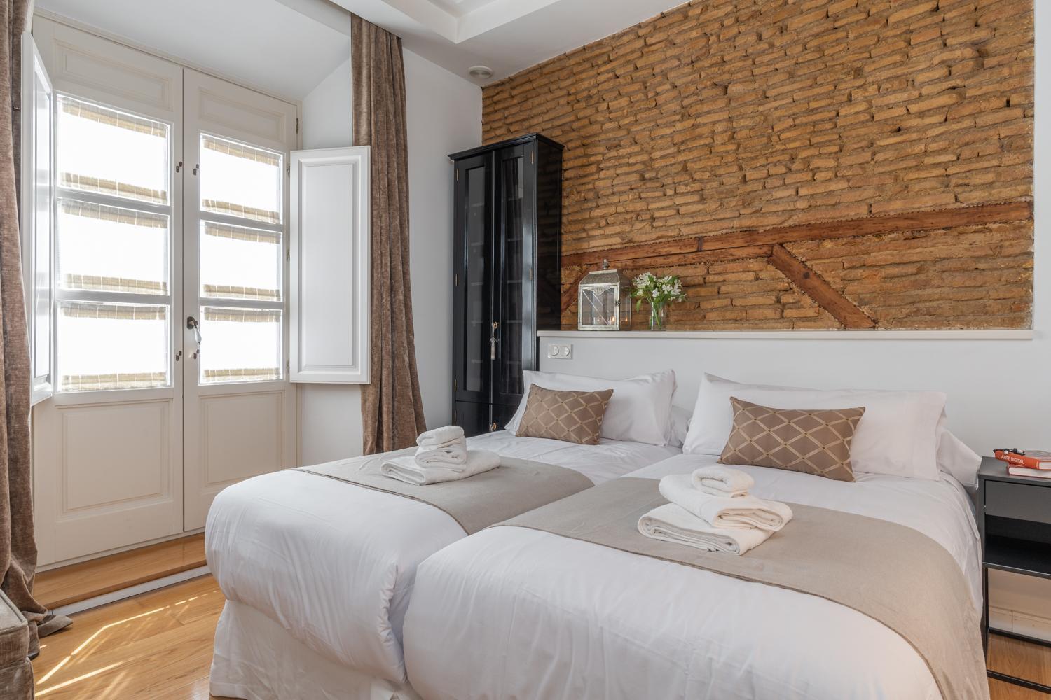 Tuguest Balcon De San Matias Apartment Гранада Екстериор снимка